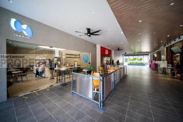 Plaza Zurich (formerly Menara HP / HP Towers), Damansara Heights