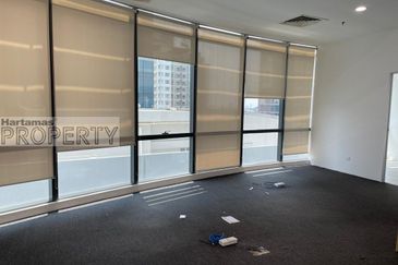 Menara UOA Bangsar, Bangsar