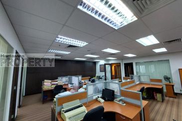 Menara UOA Bangsar, Bangsar