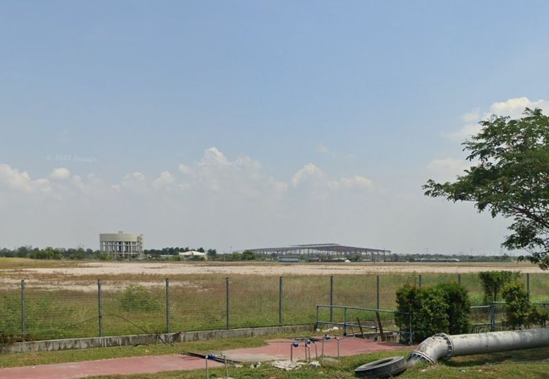 West Port, Pulau Indah