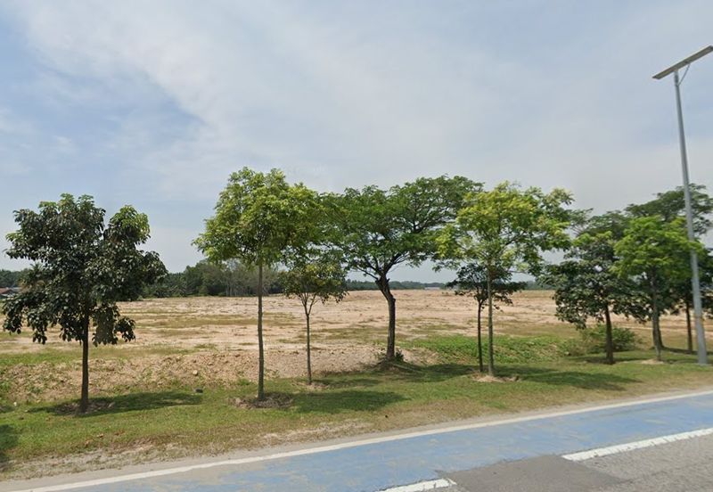 West Port, Pulau Indah