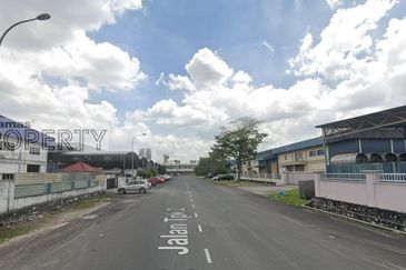 Warehouse / Light Industrial, 1.5 Storey @ Taman Perindustrian Kinrara