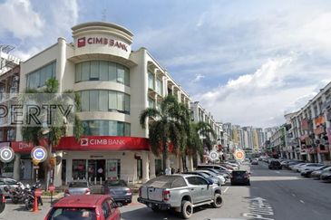 Ground Floor Prime Shoplot (Facing HERO Market) @ Bandar Puchong Puteri