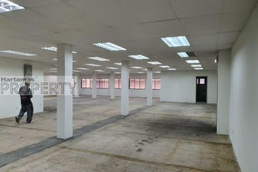 4-Stry Shoplot (3 units adjoint) @ Taman Maluri, Kuala Lumpur
