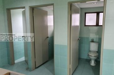 4-Stry Shoplot (3 units adjoint) @ Taman Maluri, Kuala Lumpur