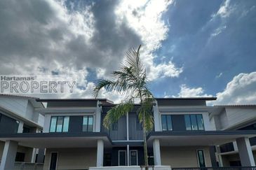 Semi D - Anggun 3 @ BK8, Bandar Kinrara, Puchong | Freehold | Newly Completed