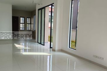 Semi D - Anggun 3 @ BK8, Bandar Kinrara, Puchong | Freehold | Newly Completed