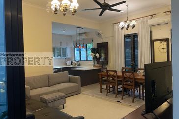 Semi D @ BK8, BK 8, Bandar Kinrara 8, Puchong, Selangor, Malaysia