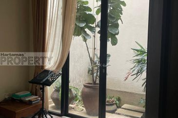 Semi D @ BK8, BK 8, Bandar Kinrara 8, Puchong, Selangor, Malaysia