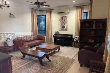 Semi D @ BK8, BK 8, Bandar Kinrara 8, Puchong, Selangor, Malaysia