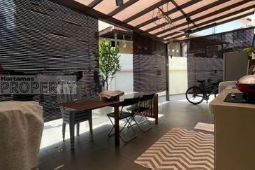 Semi D @ BK8, BK 8, Bandar Kinrara 8, Puchong, Selangor, Malaysia