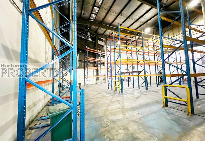 Warehouse w/ Chiller Room @ Hicom Glenmarie Industrial Park, Shah Alam, Selangor