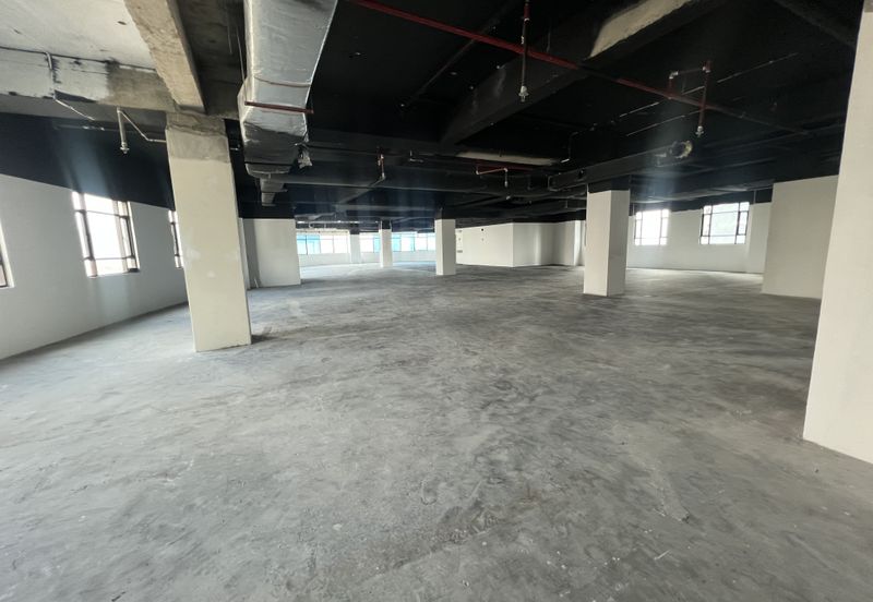 Commercial Building (Enbloc) For Sale @ Bandar Manjalara