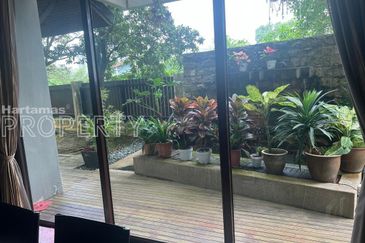 Villa Yarl, Taman Yarl (Corner Unit) - Luxury Bungalow with premium fittings