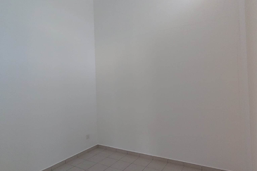 INDIVIDUAL TITLE SINGLE STOREY LANDED HOUSE HOT IN MANTIN !!!