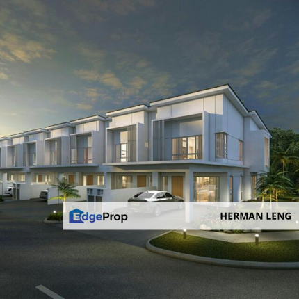 FREEHOLD SUPERLINK 2 STOREY LANDED HOUSE HOT IN SEMENYIH !!!, Selangor, Semenyih