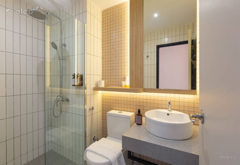 FREEHOLD / INDIVIDUAL TITLE 2 STOREY COMMERCIAL SHOPLOTS CORNER LOT 8900 SQFT HOT IN NEGERI SEMBILAN FOR SALE !!!