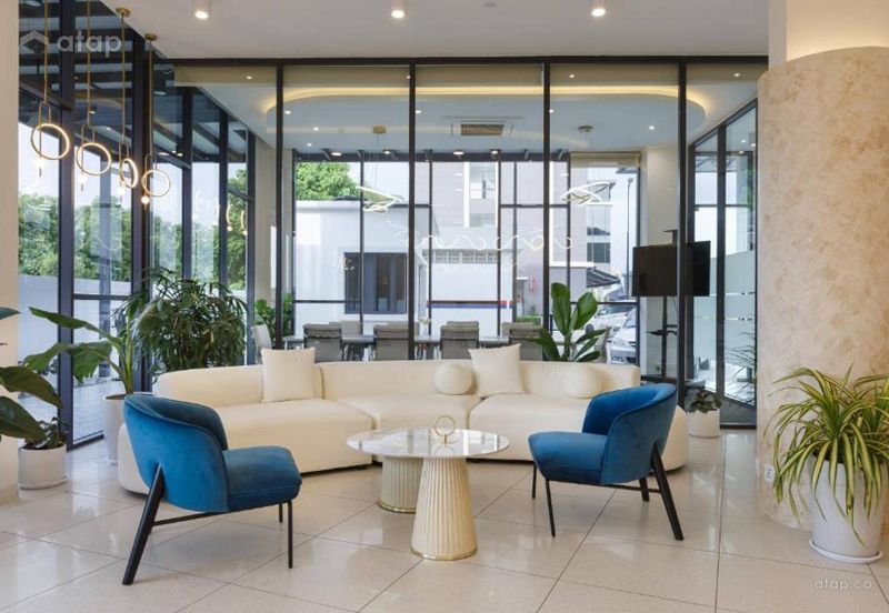 FREEHOLD / INDIVIDUAL TITLE 2 STOREY COMMERCIAL SHOPLOTS CORNER LOT 8900 SQFT HOT IN NEGERI SEMBILAN FOR SALE !!!