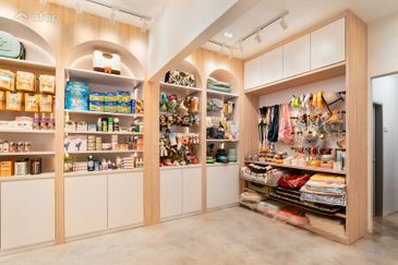 FREEHOLD / INDIVIDUAL TITLE 2 STOREY COMMERCIAL SHOPLOTS INTERMEDIATE LOT 3900 SQFT HOT IN NEGERI SEMBILAN FOR SALE !!!