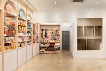 FREEHOLD / INDIVIDUAL TITLE 2 STOREY COMMERCIAL SHOPLOTS INTERMEDIATE LOT 3900 SQFT HOT IN NEGERI SEMBILAN FOR SALE !!!