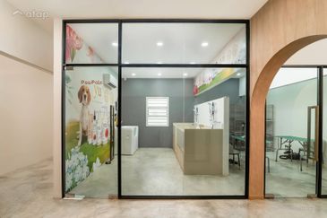 FREEHOLD / INDIVIDUAL TITLE 2 STOREY COMMERCIAL SHOPLOTS INTERMEDIATE LOT 3900 SQFT HOT IN NEGERI SEMBILAN FOR SALE !!!