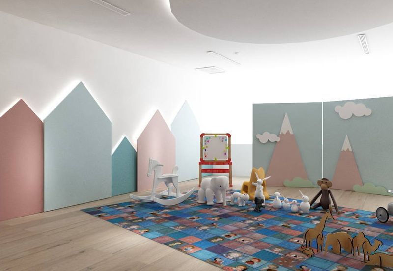 FREEHOLD / INDIVIDUAL TITLE 2 STOREY COMMERCIAL SHOPLOTS END LOT 3900 SQFT HOT IN NEGERI SEMBILAN FOR SALE !!!