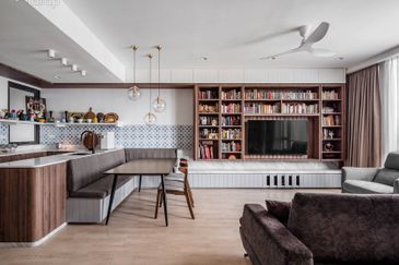 INDIVIDUAL TITLE PREMIUM SINGLE STOREY HOT IN MANTIN FOR SALE !!!