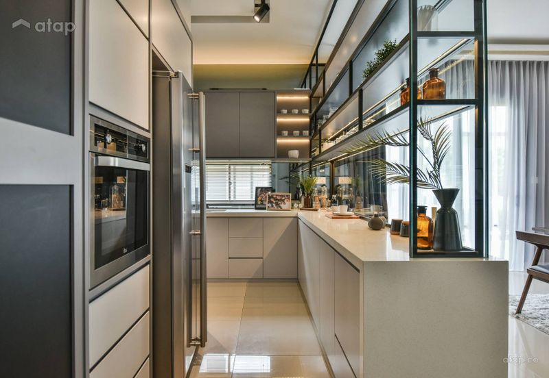 FREEHOLD / INDIVIDUAL TITLE PREMIUM 2 STOREY LANDED HOUSE HOT IN MANTIN FOR SALE !!!