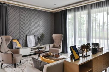 FREEHOLD / INDIVIDUAL TITLE PREMIUM 2 STOREY LANDED HOUSE HOT IN MANTIN FOR SALE !!!