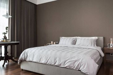 FREEHOLD / INDIVIDUAL TITLE PREMIUM 2 STOREY LANDED HOUSE HOT IN MANTIN FOR SALE !!!