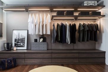 FREEHOLD / INDIVIDUAL TITLE PREMIUM 2 STOREY LANDED HOUSE HOT IN MANTIN FOR SALE !!!