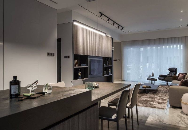 FREEHOLD / INDIVIDUAL TITLE PREMIUM 2 STOREY LANDED HOUSE HOT IN MANTIN FOR SALE !!!