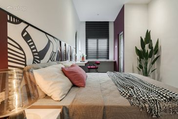 FREEHOLD / INDIVIDUAL TITLE PREMIUM 2 STOREY LANDED HOUSE HOT IN MANTIN FOR SALE !!!