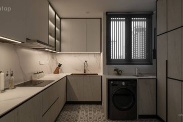 FREEHOLD FULLY FURNISHED CONDOMINIUM HOT IN SUNGAI LONG FOR SALE !!!