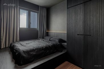 FREEHOLD FULLY FURNISHED CONDOMINIUM HOT IN SUNGAI LONG FOR SALE !!!