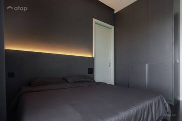 FREEHOLD FULLY FURNISHED CONDOMINIUM HOT IN SUNGAI LONG FOR SALE !!!