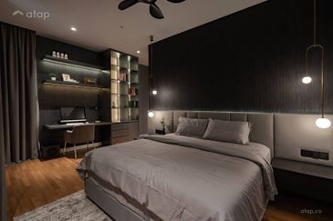 FREEHOLD FULLY FURNISHED CONDOMINIUM HOT IN SUNGAI LONG FOR SALE !!!