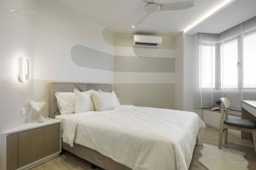 FREEHOLD FULLY FURNISHED CONDOMINIUM HOT IN SUNGAI LONG FOR SALE !!!