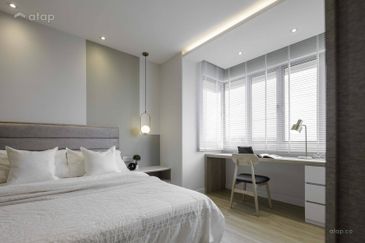 FREEHOLD FULLY FURNISHED CONDOMINIUM HOT IN SUNGAI LONG FOR SALE !!!