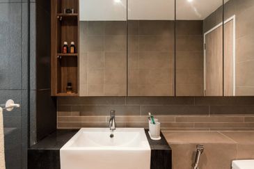 M Sinar Southville City