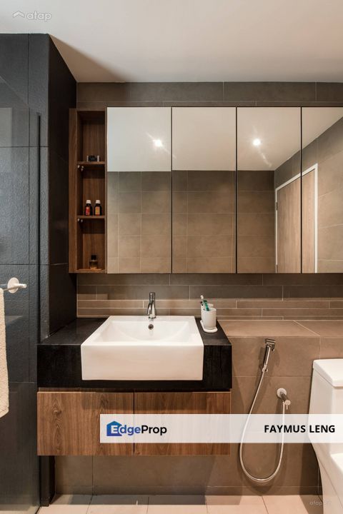 FREEHOLD / AFFORDABLE SERVICED APARTMENT HOT IN SOUTHVILLE CITY FOR SALE !!!, Selangor, Dengkil