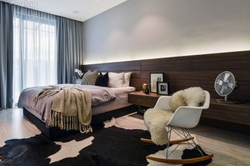 INDIVIDUAL TITLE 1 STOREY LANDED 4 ROOMS HOT SELLING IN MANTIN FOR SALE !!!