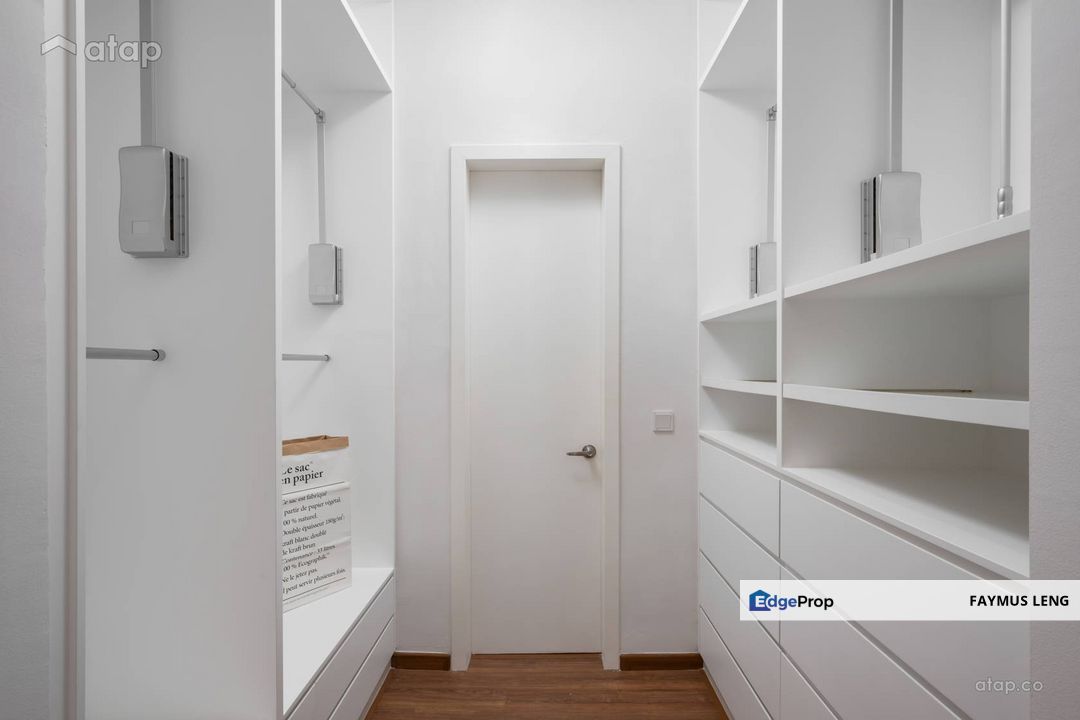 AFFORDABLE TOWNHOUSE RUMAH MAMPU MILIK HOT IN KOTA WARISAN FOR SALE !!!, Selangor, Sepang