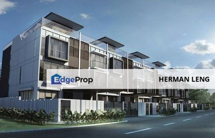 FREEHOLD PREMIUM TOWNVILLA SEMI D 4 ROOMS 4 BATHS MATURED DEVELOPMENT HOT IN SEPANG FOR SALE !!!, Selangor, Sepang