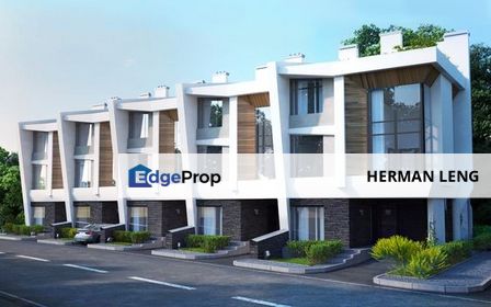 FREEHOLD & INDIVIDUAL TITLE 2 STOREY LANDED HOT IN BERANANG !!!, Negeri Sembilan, Seremban