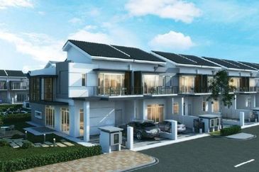 FREEHOLD & CHEAPEST  TOWNHOUSE HOT IN MANTIN FOR SALE !!!