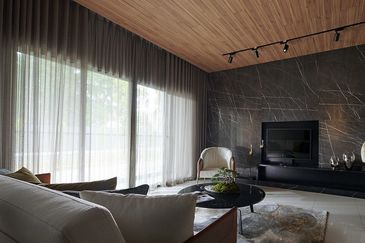 M Sinar Southville City