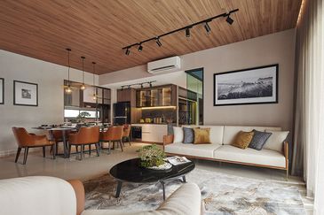 M Sinar Southville City