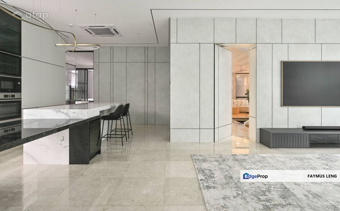 INDIVIDUAL TITLE PREMIUM 2 STOREY INTERMEDIATE HOT IN SEPANG FOR SALE !!!, Selangor, Banting