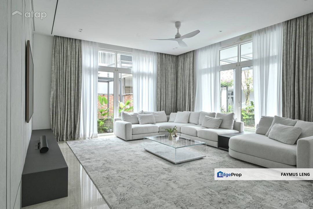 INDIVIDUAL TITLE PREMIUM 2 STOREY INTERMEDIATE HOT IN SEPANG FOR SALE !!!, Selangor, Banting